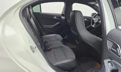 Mercedes-Benz A-Class 2018, 73391 км, за 7417.62 USD - фото 11