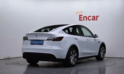 Tesla Model Y 2024, 17480 км, за 25928.84 USD