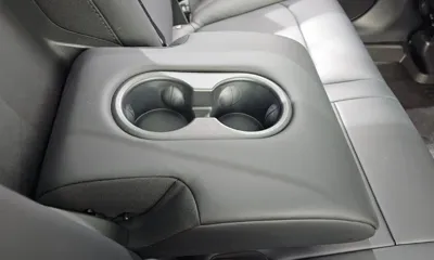 Tesla Model Y 2024, 17480 км, за 25928.84 USD - фото 30