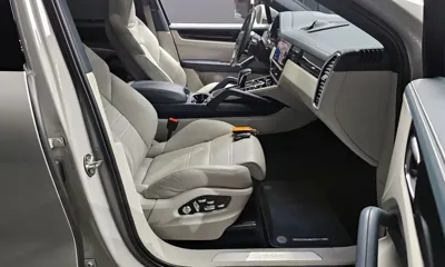 Porsche Cayenne 2021, 51866 км, за 64329.79 USD - фото 10