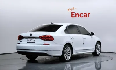 Volkswagen Passat 2016, 95958 км, за 4883.76 USD