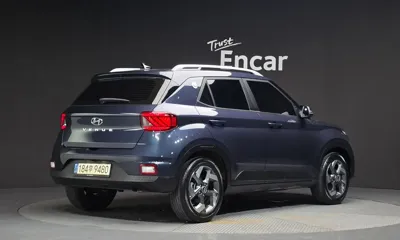 Hyundai Venue 2022, 22033 км, за 14962.28 USD