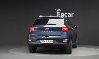 Hyundai Venue 2022, 22033 км, за 14962.28 USD