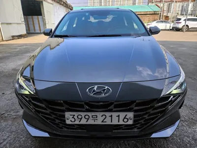 Hyundai Avante 2021, 122595 км, за 9184.01 USD