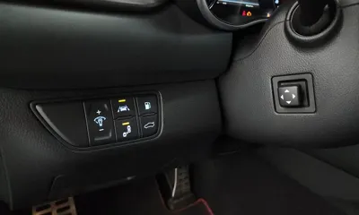 Genesis G70 2018, 77431 км, за 14332.26 USD - фото 28