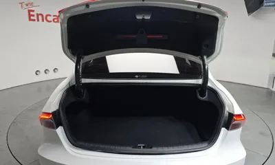 Hyundai Grandeur 2023, 79903 км, за 12406.46 USD - фото 20