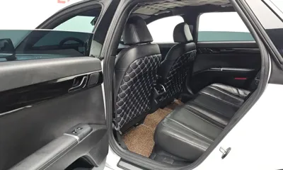 Hyundai Grandeur 2023, 167757 км, за 12117.27 USD - фото 12