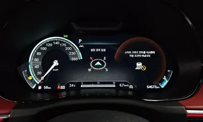 Genesis GV70 2021, 64673 км, за 29253.06 USD - фото 8