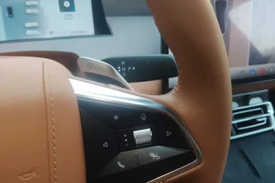 BYD Han L 2025, 7600 км, за 32371 USD - фото 16
