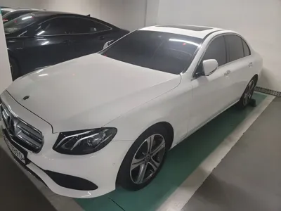 Mercedes-Benz E-Class 2019, 39500 км, за 25289.01 USD