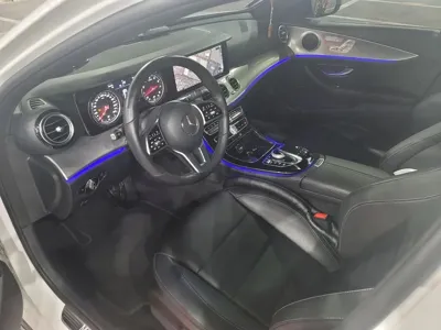 Mercedes-Benz E-Class 2019, 39500 км, за 25289.01 USD - фото 10