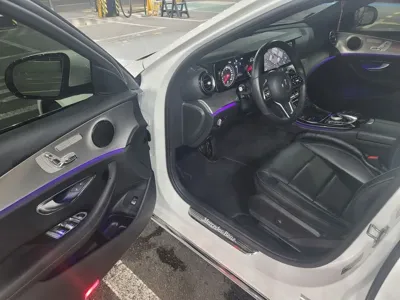 Mercedes-Benz E-Class 2019, 39500 км, за 25289.01 USD - фото 16