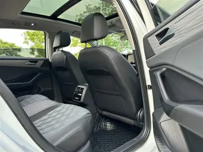 Volkswagen Sagitar 2024, 27000 км, за 13176.04 USD - фото 6
