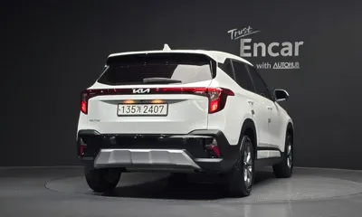 Kia Seltos 2025, 31700 км, за 15471.62 USD