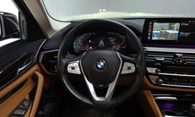 BMW 5-Series 2023, 42166 км, за 24172.17 USD - фото 13
