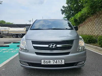 Hyundai Starex · 2011 год