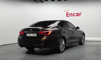 Infiniti Q50 2018, 79818 км, за 8391.89 USD