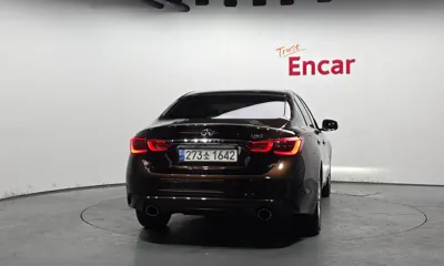 Infiniti Q50 2018, 79818 км, за 8391.89 USD