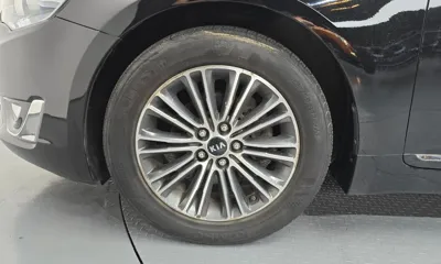 Kia K7 2015, 135565 км, за 3244.3 USD