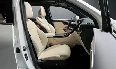 Mercedes-Benz GLC-Class 2025, 5375 км, за 44268.25 USD - фото 10