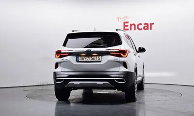 Kia Seltos 2022, 67797 км, за 12295.09 USD