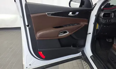 Kia Sorento 2017, 136427 км, за 9715.11 USD - фото 24
