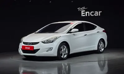 Hyundai Avante · 2012 год