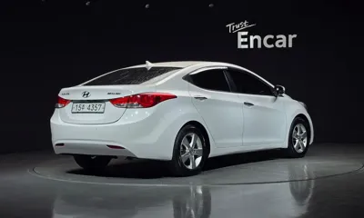 Hyundai Avante 2012, 132468 км, за 2801.3 USD