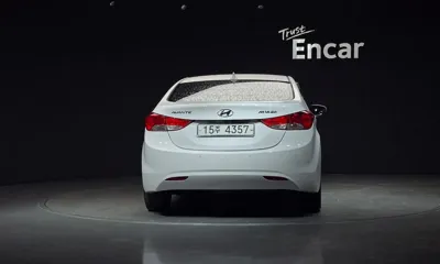 Hyundai Avante 2012, 132468 км, за 2801.3 USD