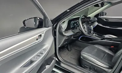 Hyundai Grandeur 2023, 67939 км, за 18379.94 USD - фото 12