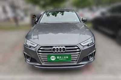Audi A4L 2019, 102000 км, за 15758 USD