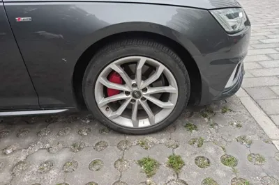 Audi A4L 2019, 102000 км, за 15758 USD - фото 8
