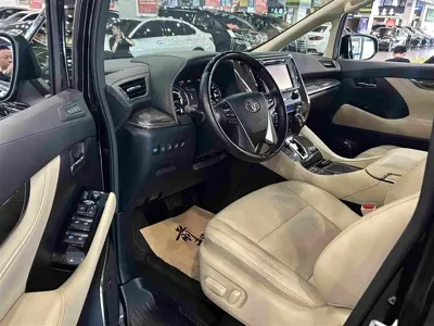 Toyota Vellfire 2019, 150000 км, за 55884.58 USD