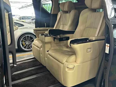 Toyota Vellfire 2019, 150000 км, за 55884.58 USD
