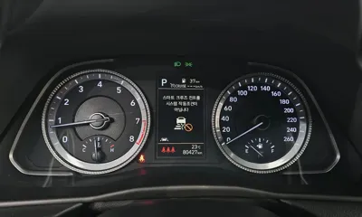 Hyundai Sonata 2022, 80427 км, за 10437.18 USD - фото 8