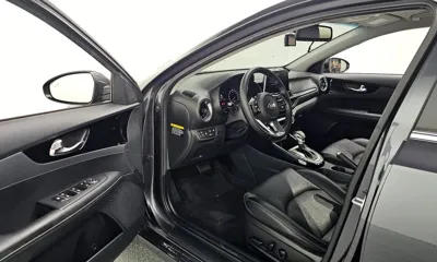 Kia K3 2021, 52737 км, за 10083.28 USD - фото 10
