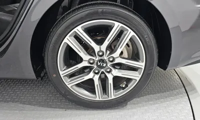 Kia K3 2021, 52737 км, за 10083.28 USD - фото 21