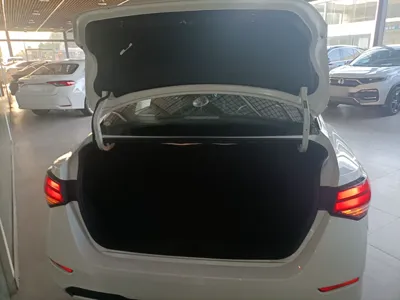 Nissan Sylphy 2020, 49100 км, за 8969 USD - фото 23