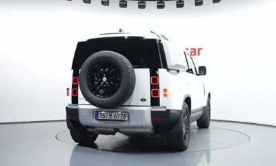 Land Rover Defender 2020, 61490 км, за 34413.25 USD