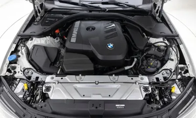 BMW 3-Series 2025, 9716 км, за 27152.3 USD - фото 6