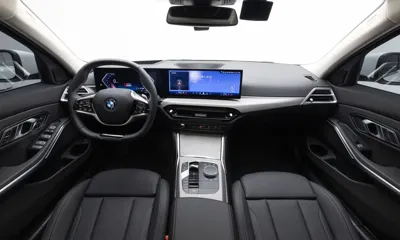 BMW 3-Series 2025, 9716 км, за 27152.3 USD - фото 7
