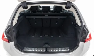 BMW 3-Series 2025, 9716 км, за 27152.3 USD - фото 20