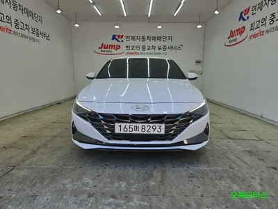 Hyundai Avante 2021, 24000 км, за 10939.63 USD