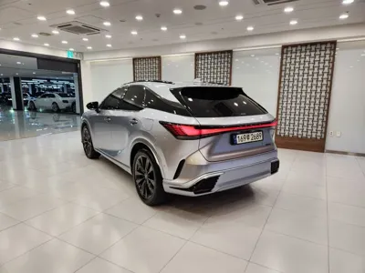 Lexus RX 2024, 51381 км, за 59734.8 USD