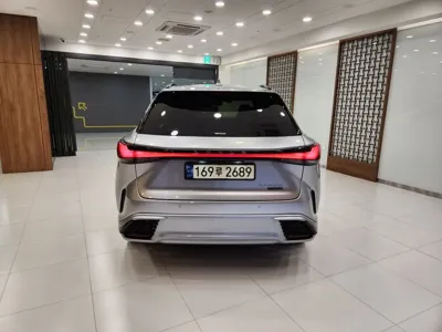 Lexus RX 2024, 51381 км, за 59734.8 USD