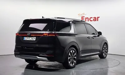 Kia Canival 2021, 110385 км, за 15887.4 USD