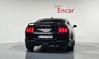 Ford Mustang 2020, 62902 км, за 18310.43 USD