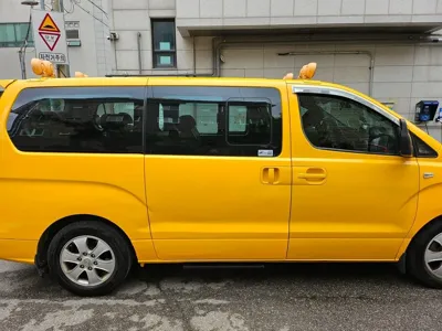 Hyundai Starex 2019, 140000 км, за 7877.12 USD