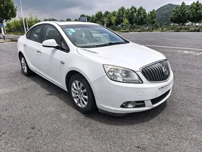 Buick Excelle 2015, 130000 км, за 1533.19 USD
