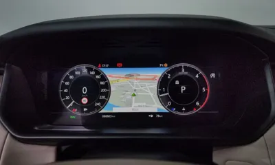 Land Rover Discovery 2019, 86603 км, за 21793.36 USD - фото 8